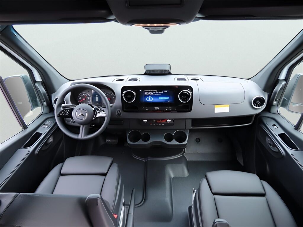 2025 Mercedes-Benz Sprinter 2500 Cargo 170 WB San Clemente CA