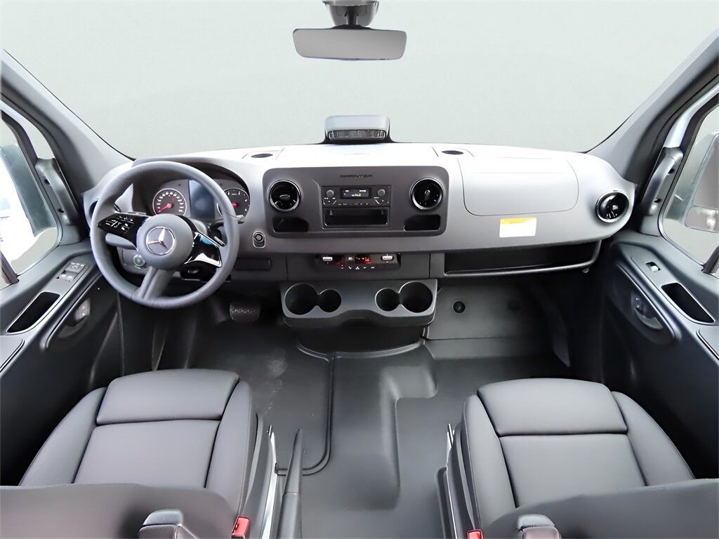 2025 Mercedes-Benz Sprinter 2500 Cargo 170 WB San Clemente CA