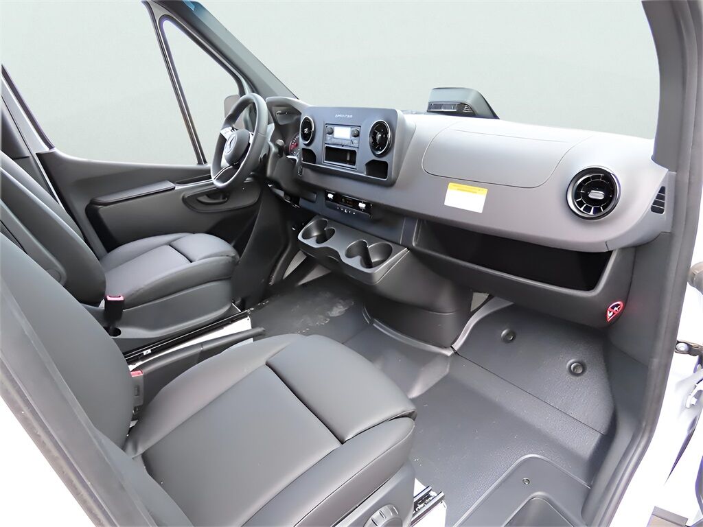 2025 Mercedes-Benz Sprinter 2500 Cargo 170 WB San Clemente CA