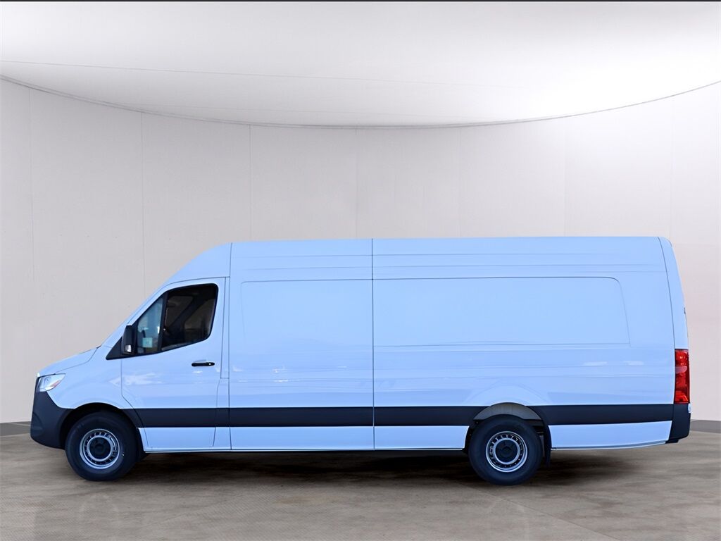 2025 Mercedes-Benz Sprinter 2500 Cargo 170 WB