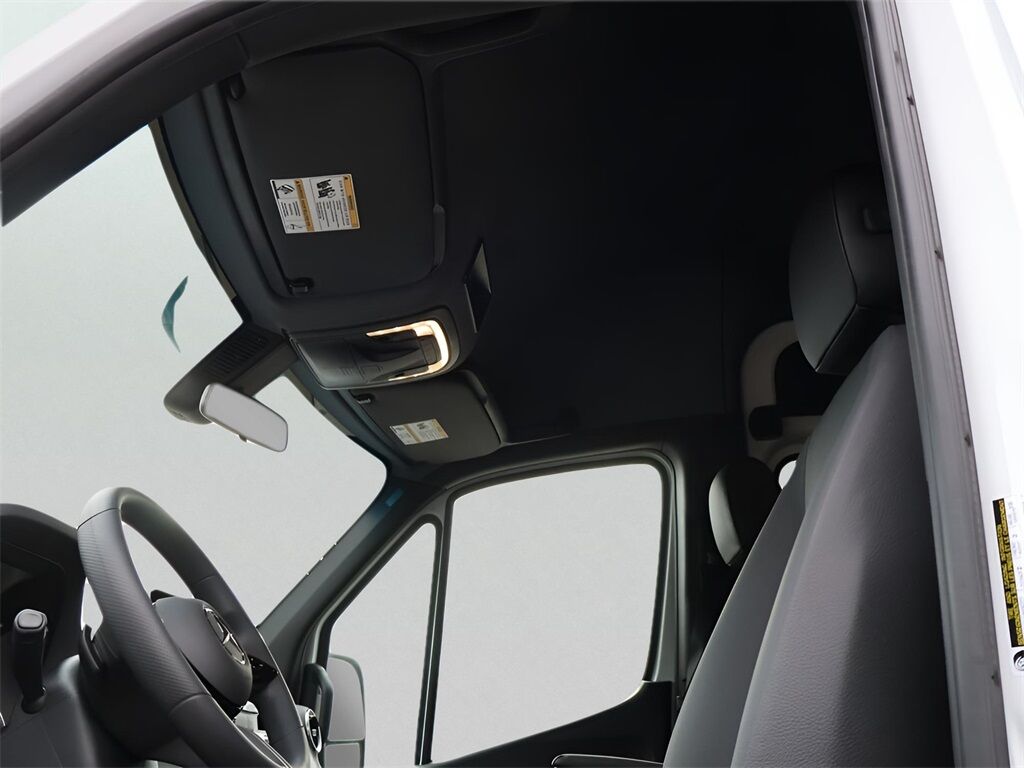 2025 Mercedes-Benz Sprinter 2500 Passenger 144 WB San Clemente CA
