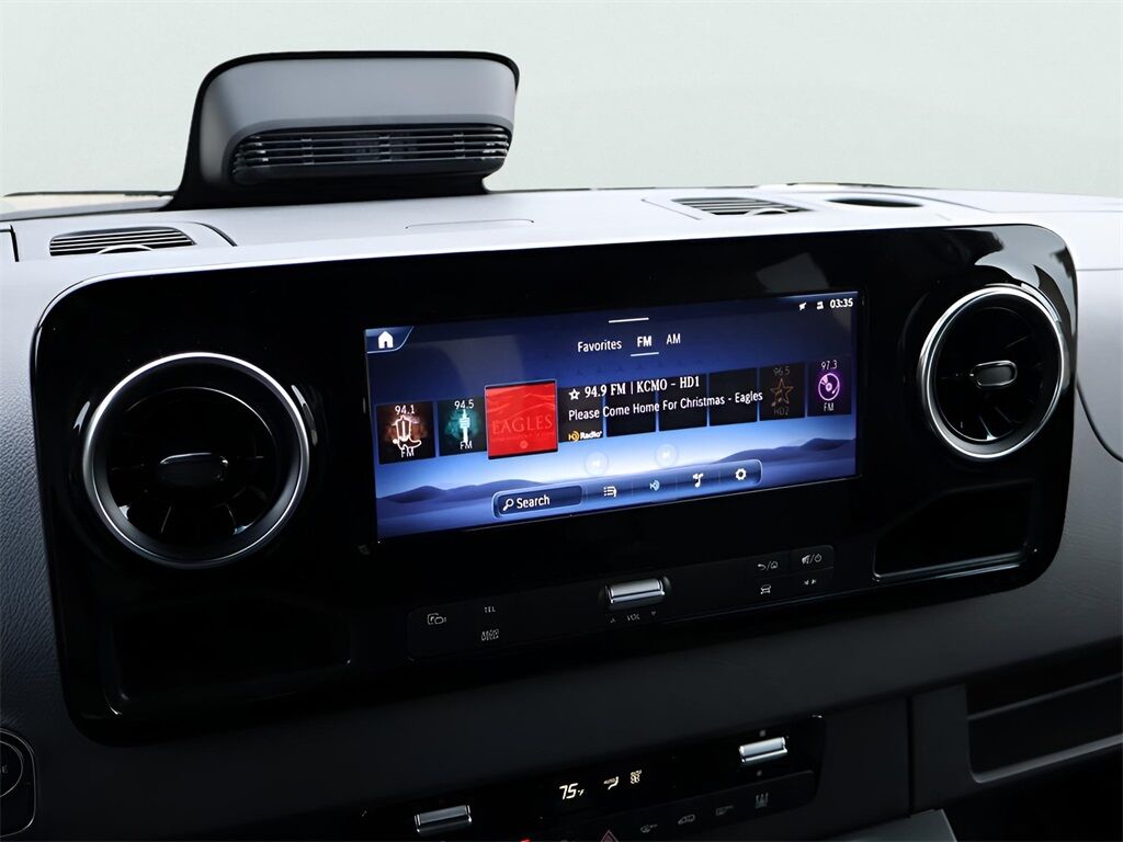 2025 Mercedes-Benz Sprinter 2500 Passenger 144 WB San Clemente CA