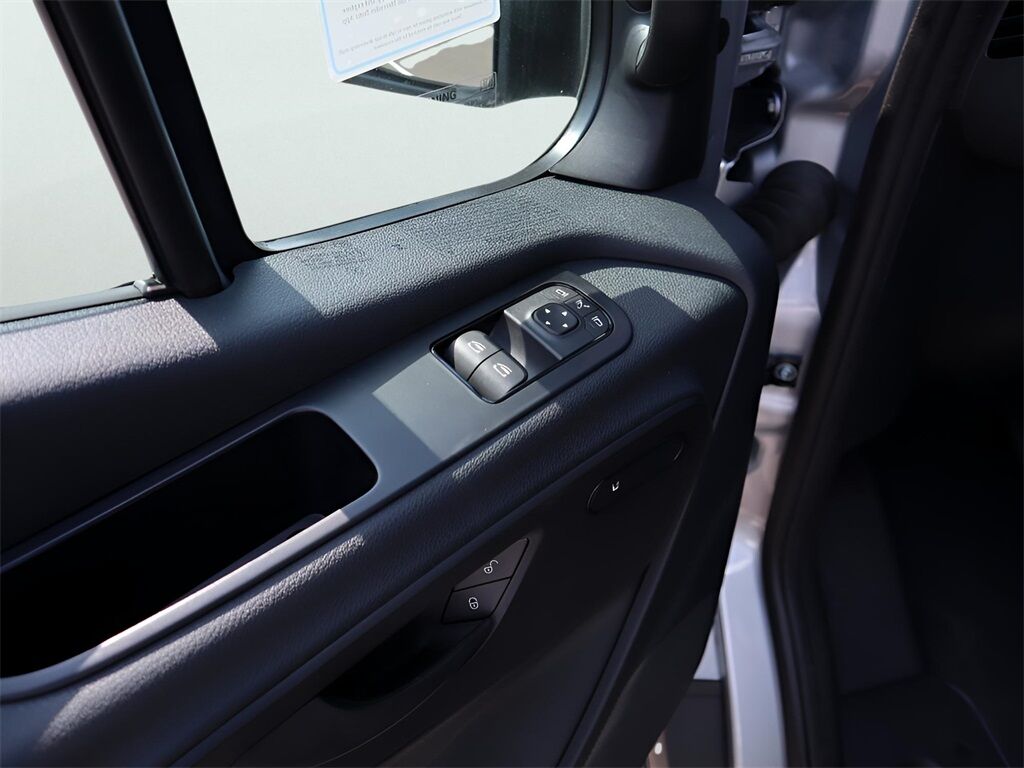 2025 Mercedes-Benz Sprinter 2500 Passenger 144 WB San Clemente CA