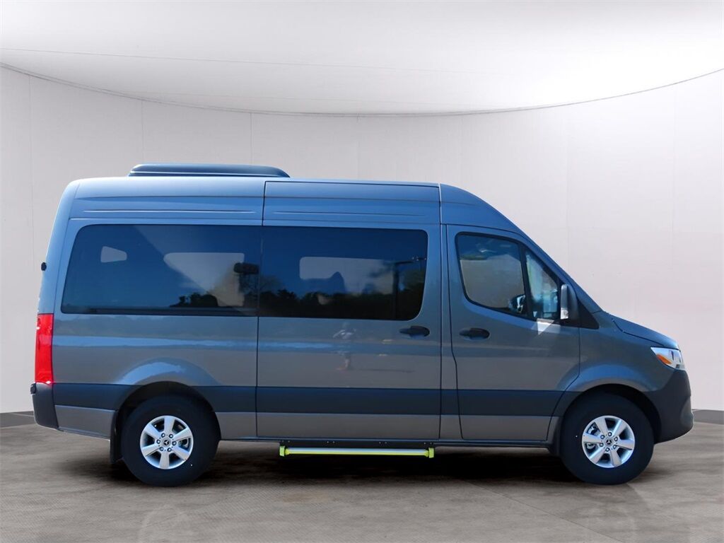 2025 Mercedes-Benz Sprinter 2500 Passenger 144 WB San Clemente CA