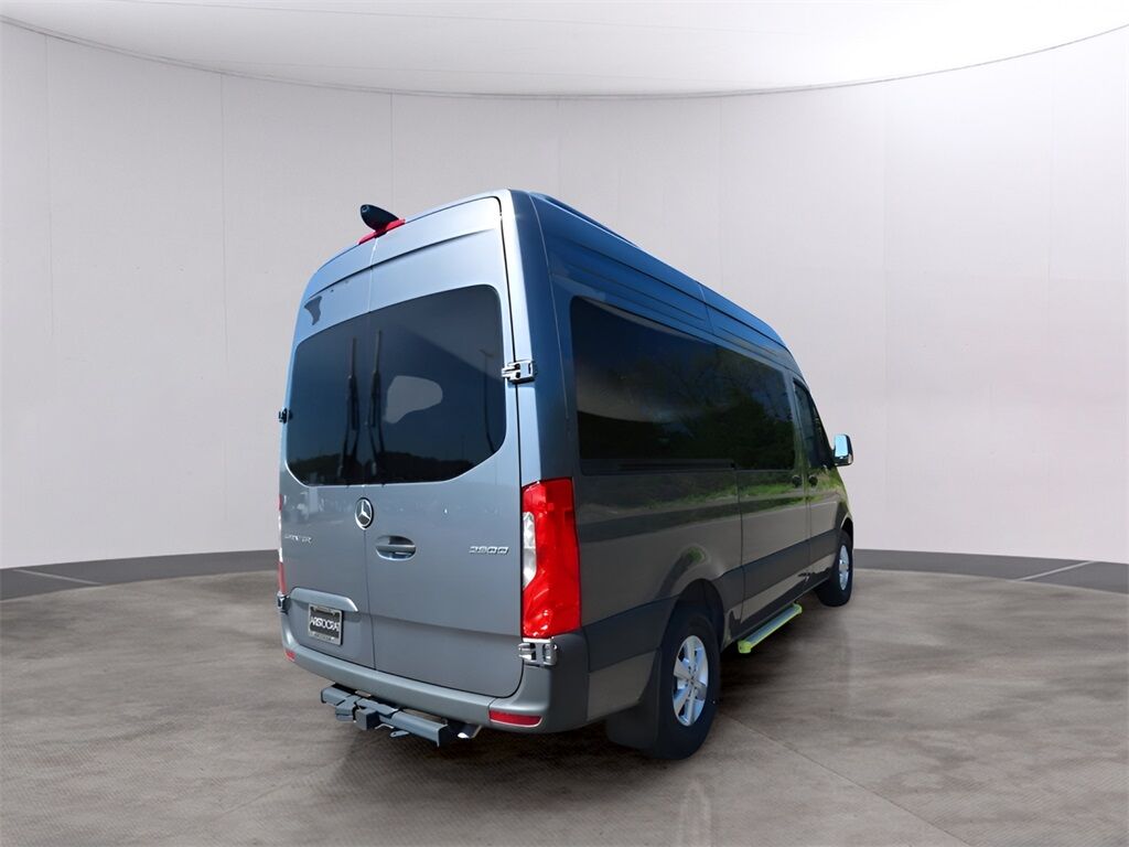2025 Mercedes-Benz Sprinter 2500 Passenger 144 WB San Clemente CA