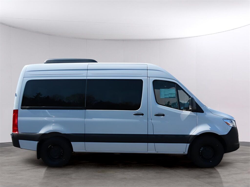 2025 Mercedes-Benz Sprinter 2500 Passenger 144 WB San Clemente CA