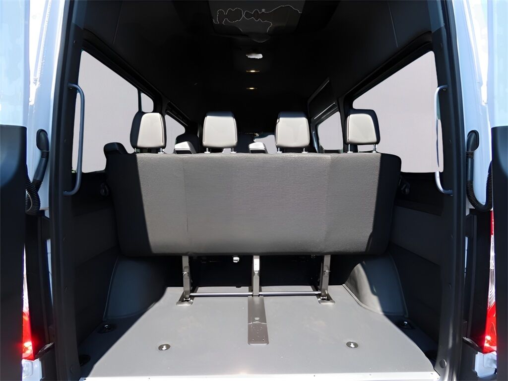 2025 Mercedes-Benz Sprinter 2500 Passenger 144 WB San Clemente CA