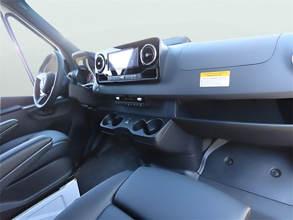 2025 Mercedes-Benz Sprinter 2500 Passenger 144 WB San Clemente CA