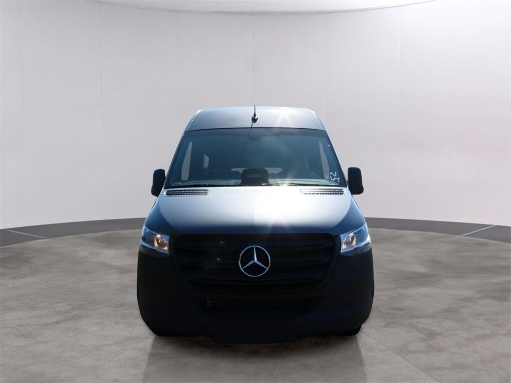 2025 Mercedes-Benz Sprinter 2500 Passenger 144 WB San Clemente CA