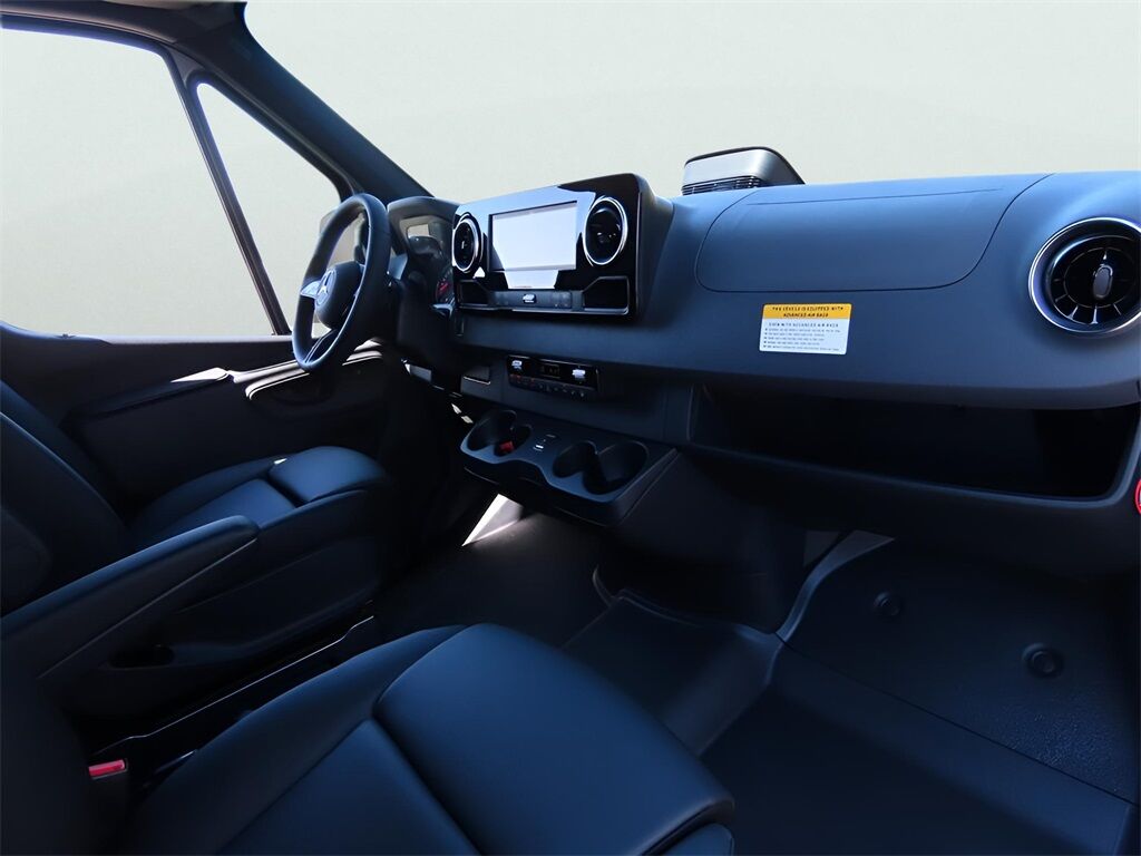 2025 Mercedes-Benz Sprinter 2500 Passenger 144 WB San Clemente CA