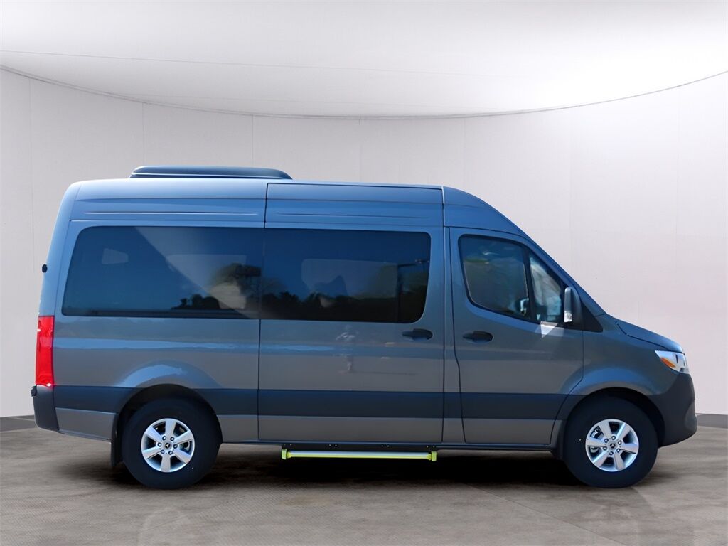 2025 Mercedes-Benz Sprinter 2500 Passenger 144 WB San Clemente CA