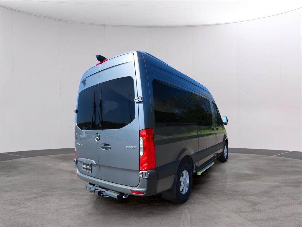 2025 Mercedes-Benz Sprinter 2500 Passenger 144 WB San Clemente CA