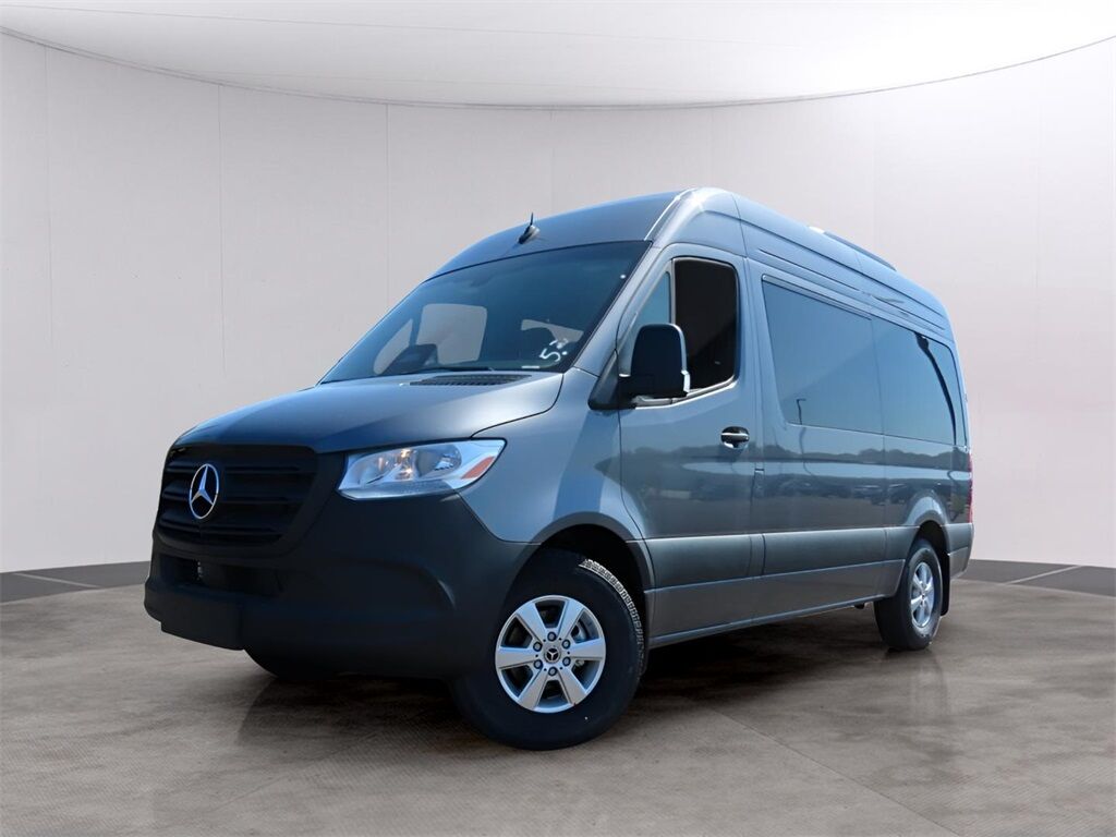 2025 Mercedes-Benz Sprinter 2500 Passenger 144 WB San Clemente CA