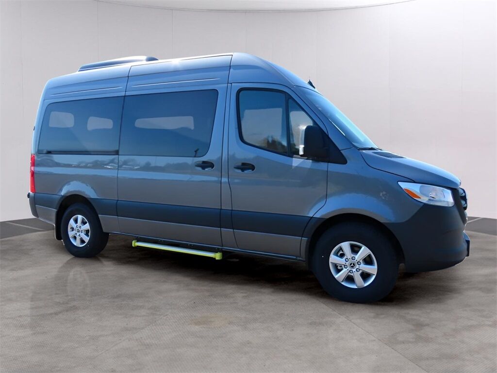 2025 Mercedes-Benz Sprinter 2500 Passenger 144 WB San Clemente CA