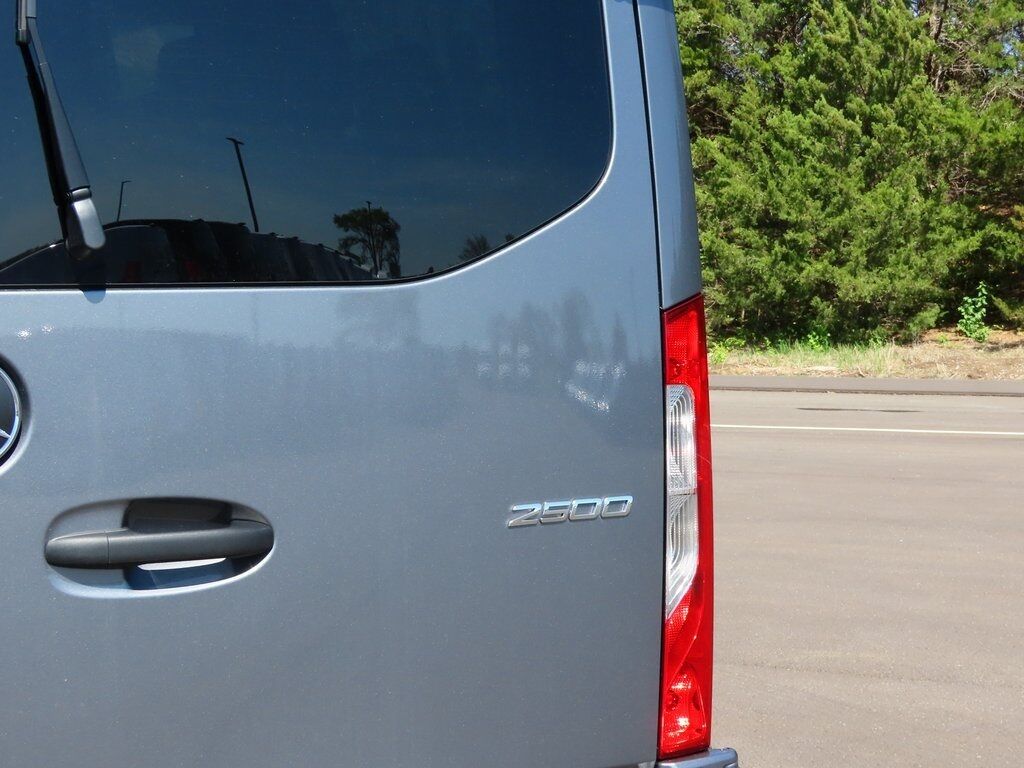 2025 Mercedes-Benz Sprinter 2500 Passenger 144 WB San Clemente CA
