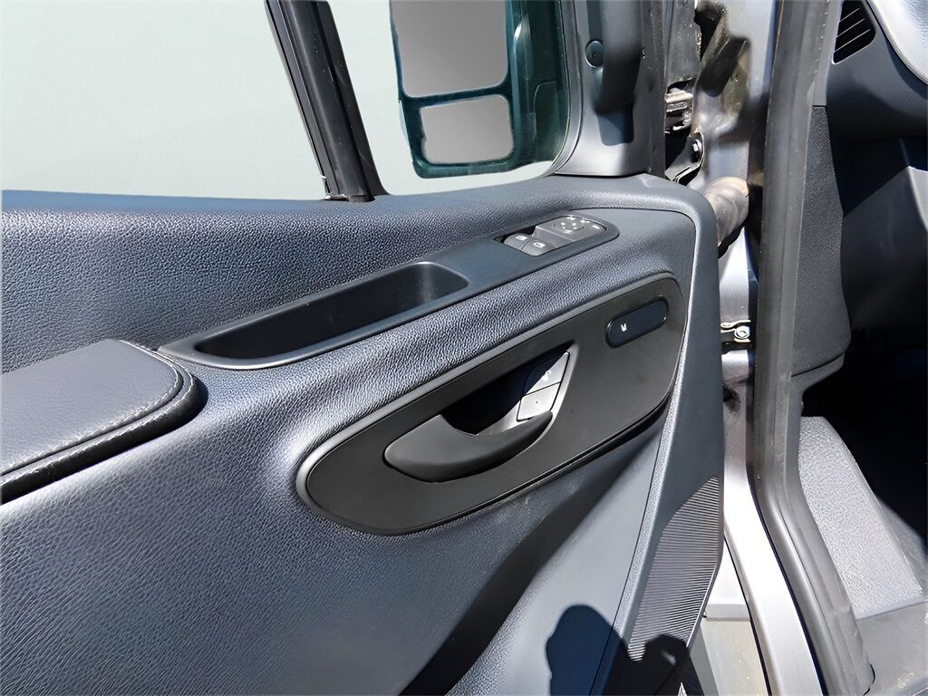 2025 Mercedes-Benz Sprinter 2500 Passenger 144 WB San Clemente CA