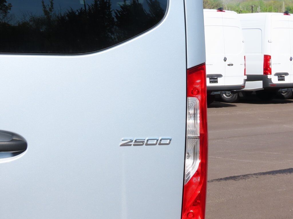 2025 Mercedes-Benz Sprinter 2500 Passenger 144 WB San Clemente CA