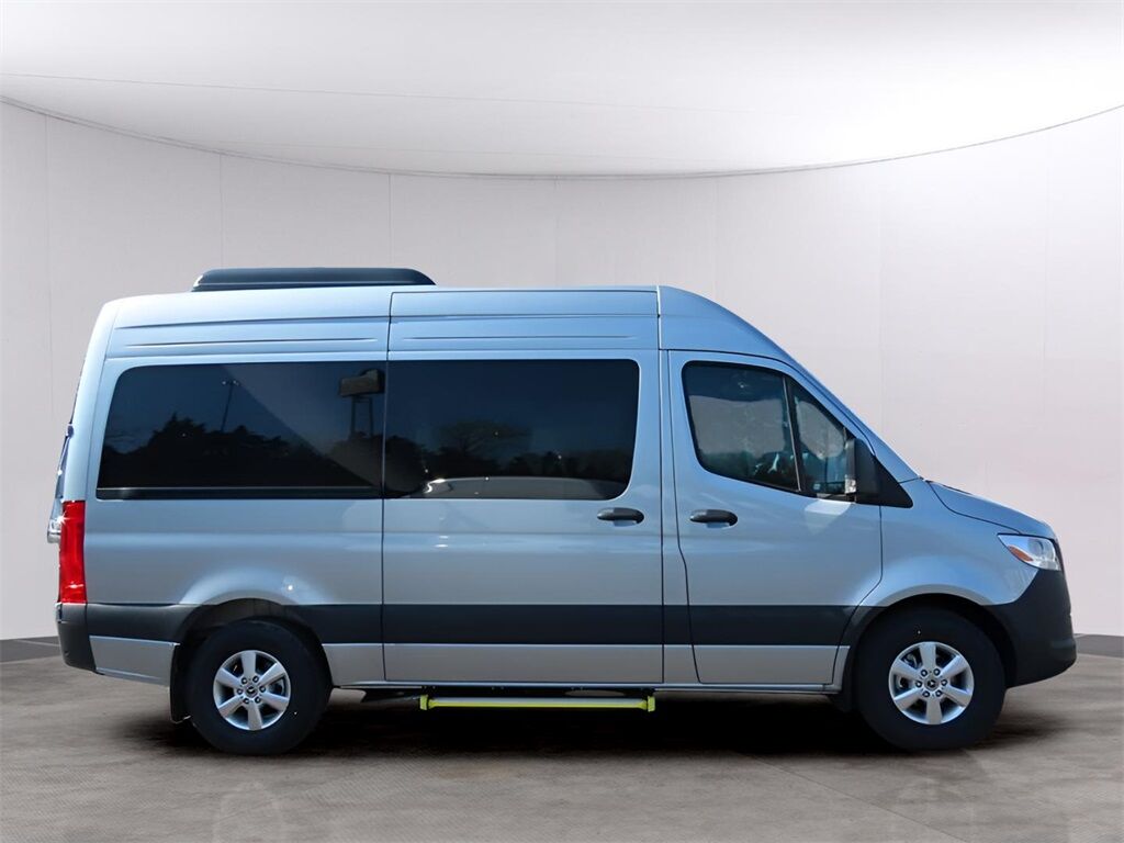 2025 Mercedes-Benz Sprinter 2500 Passenger 144 WB San Clemente CA