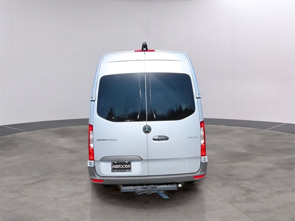 2025 Mercedes-Benz Sprinter 2500 Passenger 144 WB San Clemente CA