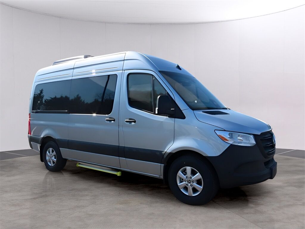 2025 Mercedes-Benz Sprinter 2500 Passenger 144 WB San Clemente CA