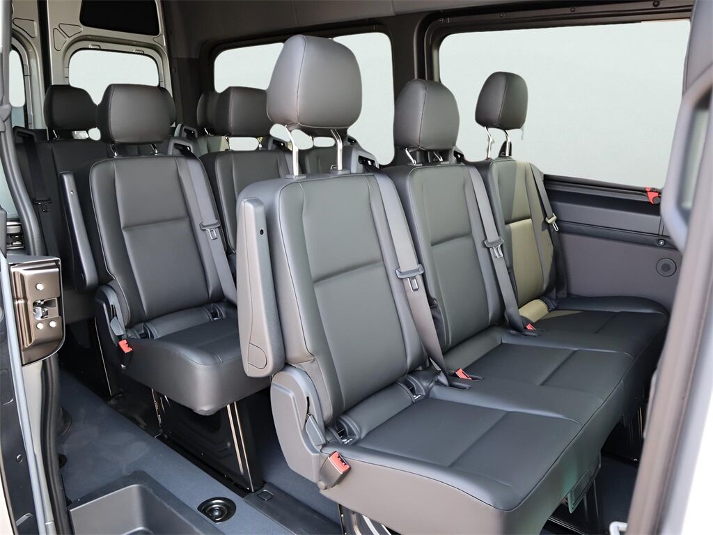 2025 Mercedes-Benz Sprinter 2500 Passenger 144 WB San Clemente CA