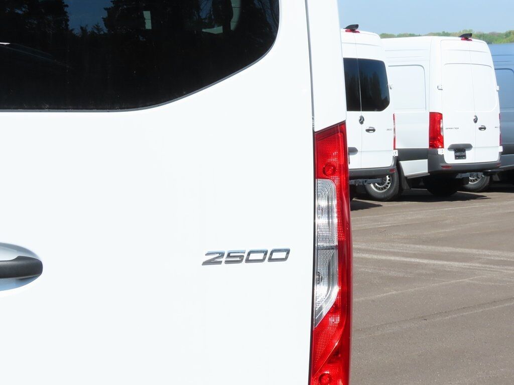 2025 Mercedes-Benz Sprinter 2500 Passenger 144 WB San Clemente CA