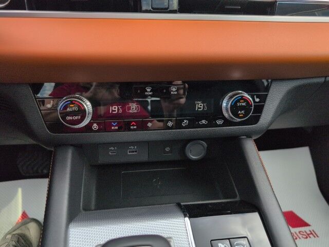 2025 Mitsubishi Outlander PHEV GT Grande Prairie AB 2025 Mitsubishi Outlander PHEV GT Grande Prairie AB