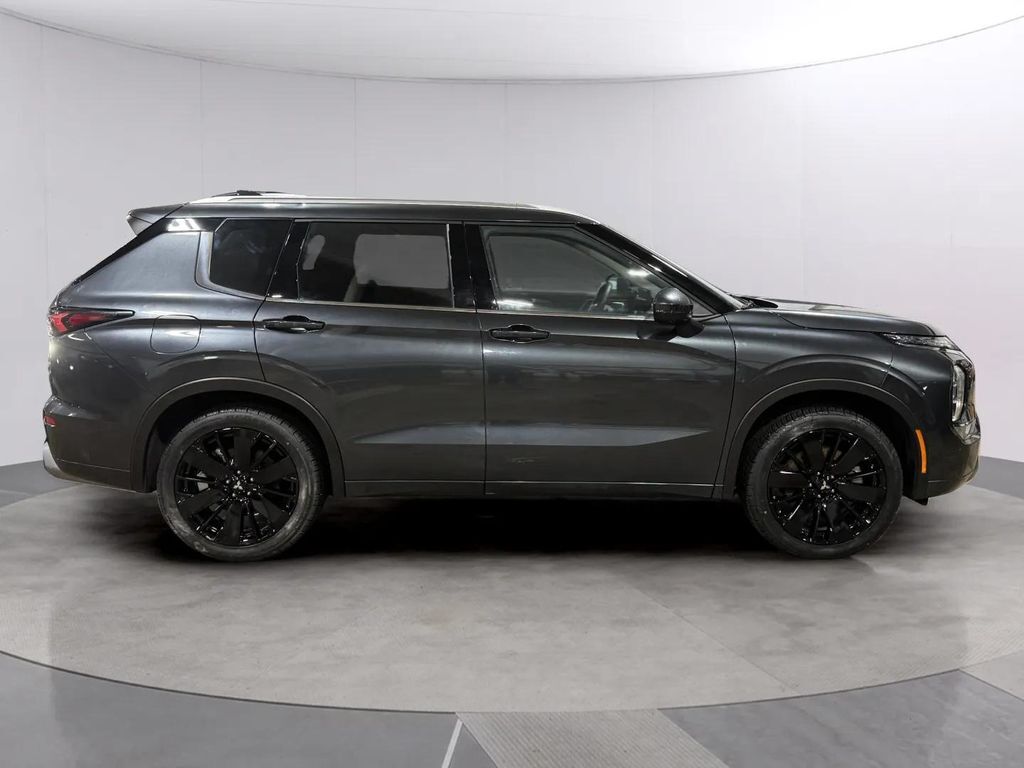 2025 Mitsubishi Outlander SEL San Clemente CA