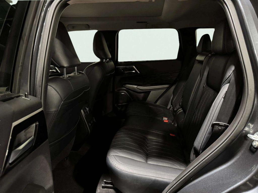 2025 Mitsubishi Outlander SEL San Clemente CA