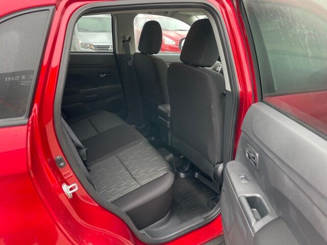 2025 Mitsubishi RVR SE Grande Prairie AB 2025 Mitsubishi RVR SE Grande Prairie AB