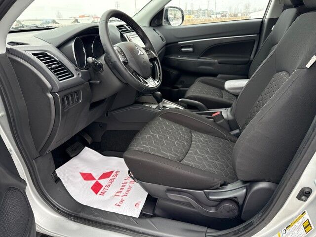 2025 Mitsubishi RVR SE Grande Prairie AB 2025 Mitsubishi RVR SE Grande Prairie AB