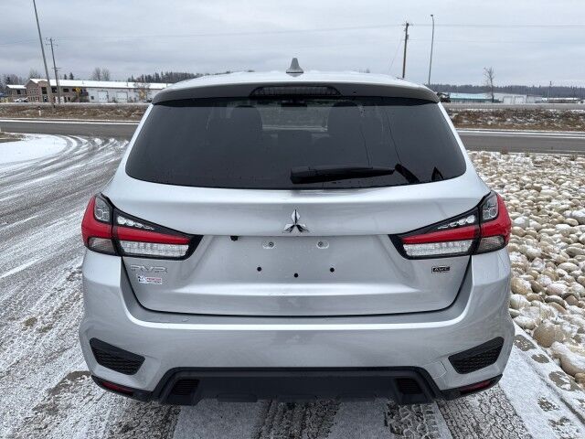 2025 Mitsubishi RVR SE Grande Prairie AB 2025 Mitsubishi RVR SE Grande Prairie AB