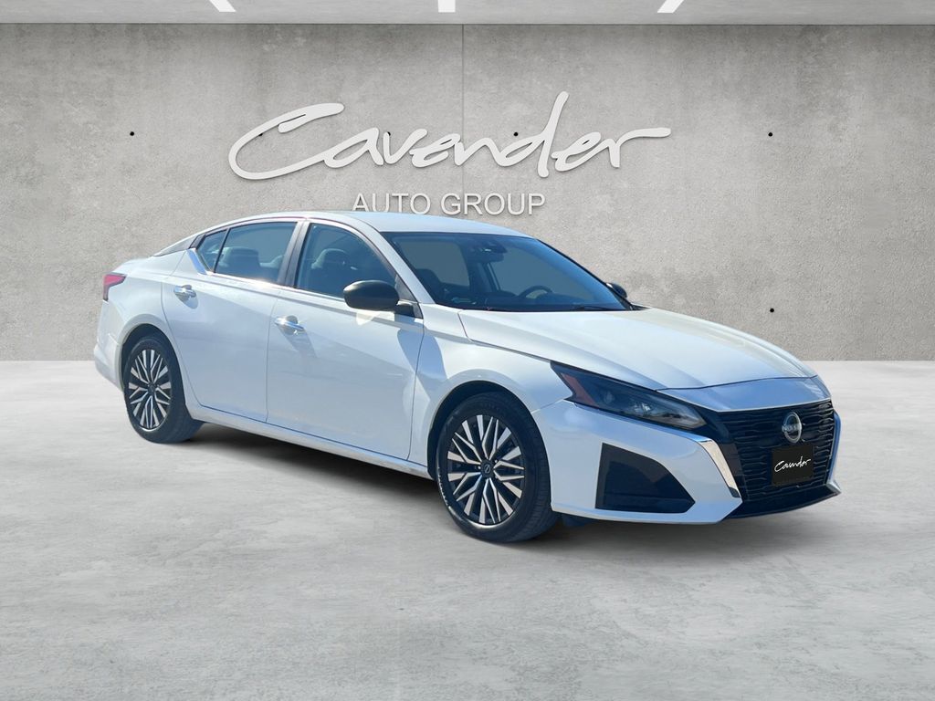 2025 Nissan Altima 2.5 SV