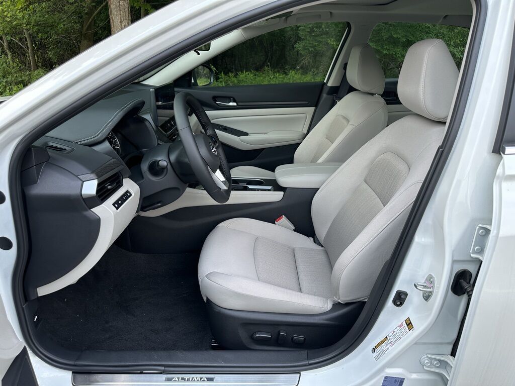 2025 Nissan Altima 2.5 SV w/Premium Pkg San Clemente CA