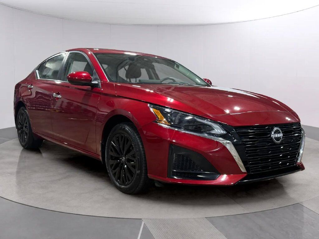 2025 Nissan Altima 2.5 SV w/Special Edition Pkg