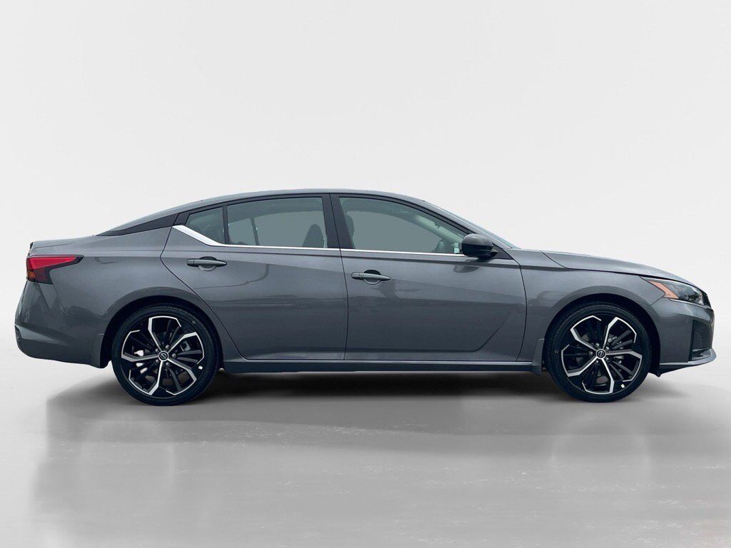 2025 Nissan Altima SR Oak Ridge TN 2025 Nissan Altima SR Oak Ridge TN