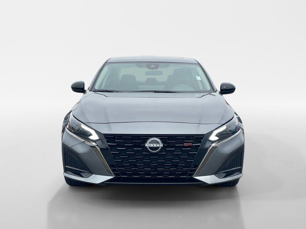 2025 Nissan Altima SR Oak Ridge TN 2025 Nissan Altima SR Oak Ridge TN