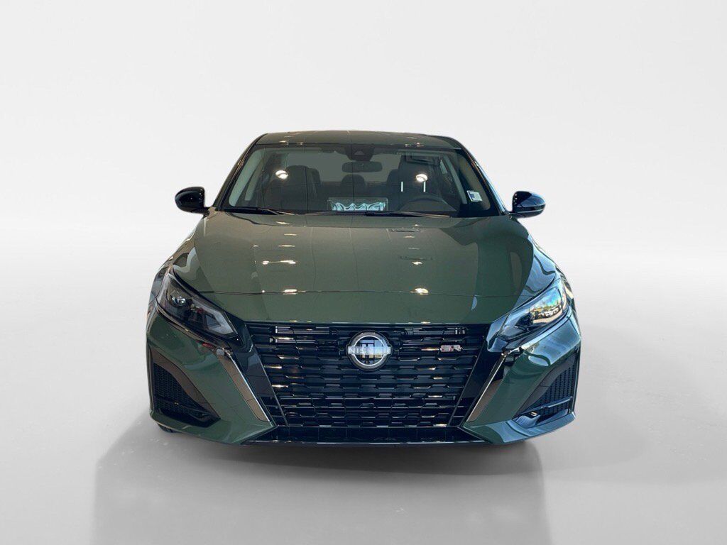 2025 Nissan Altima SR Oak Ridge TN 2025 Nissan Altima SR Oak Ridge TN