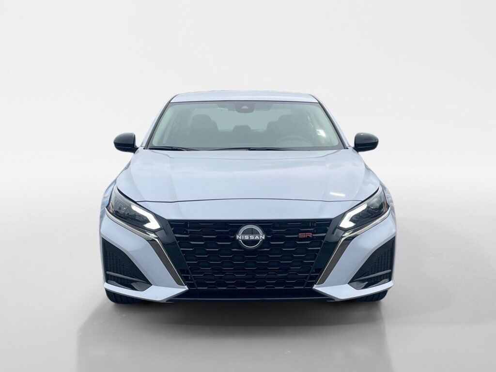 2025 Nissan Altima SR Oak Ridge TN 2025 Nissan Altima SR Oak Ridge TN