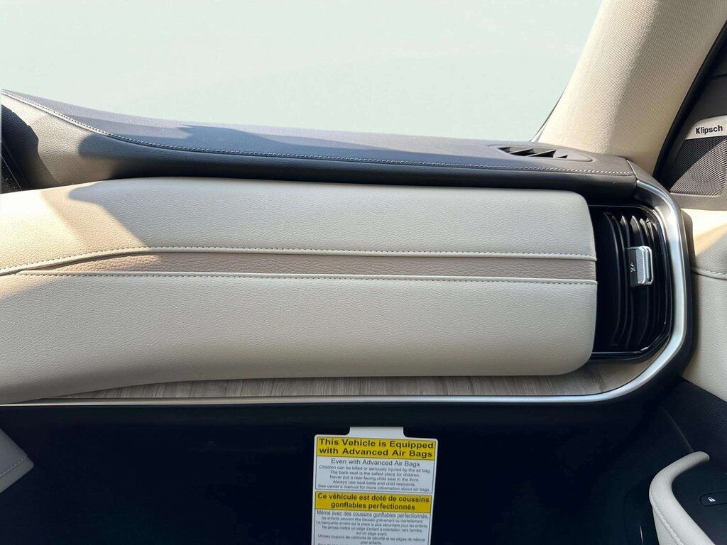 2025 Nissan Armada Platinum w/Convenience &amp; Split Bench Seat Pkg San Clemente CA