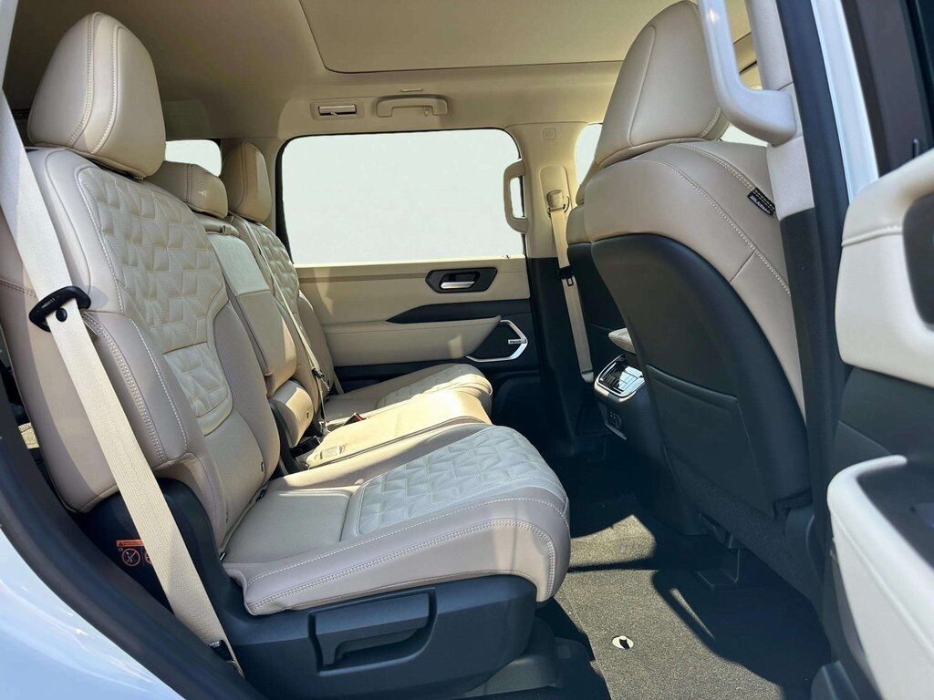 2025 Nissan Armada Platinum w/Convenience &amp; Split Bench Seat Pkg San Clemente CA