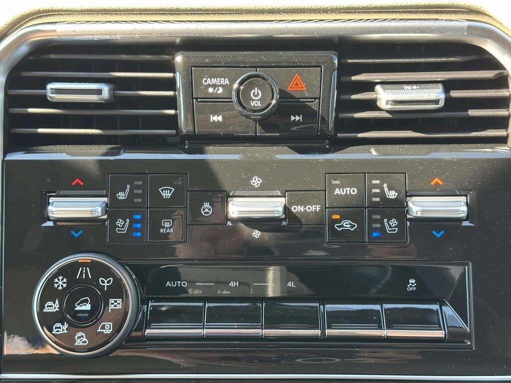 2025 Nissan Armada Platinum w/Convenience &amp; Split Bench Seat Pkg San Clemente CA