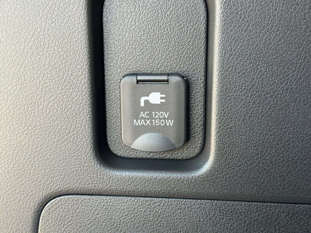 2025 Nissan Armada Platinum w/Convenience &amp; Split Bench Seat Pkg San Clemente CA