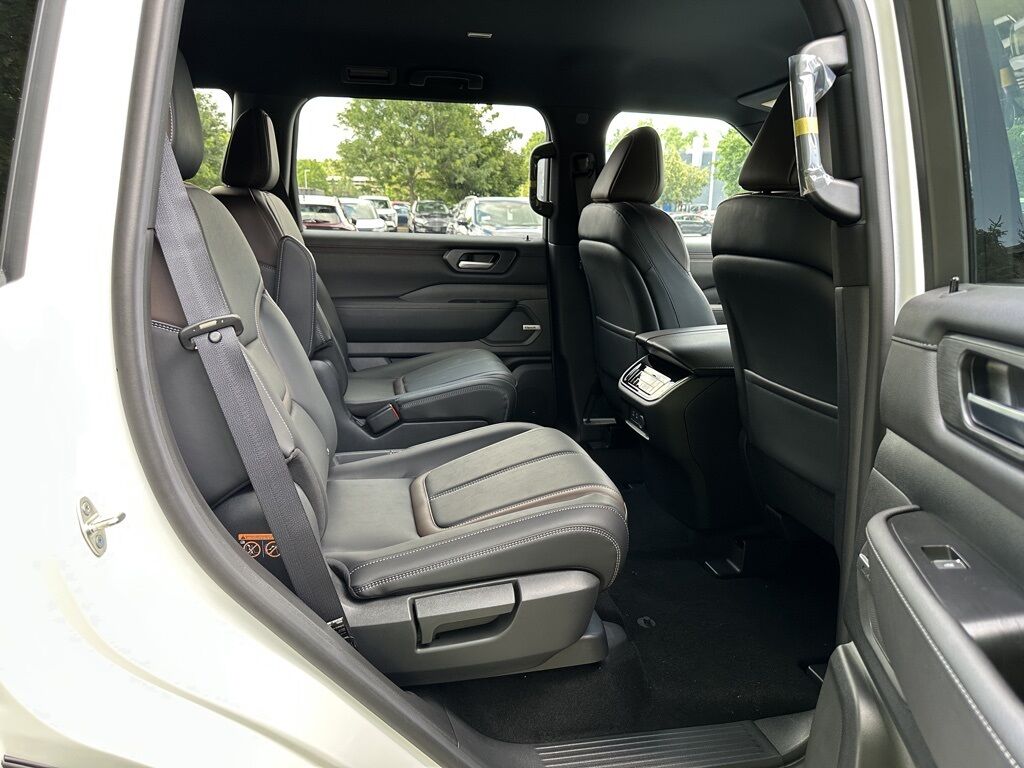 2025 Nissan Armada SL San Clemente CA