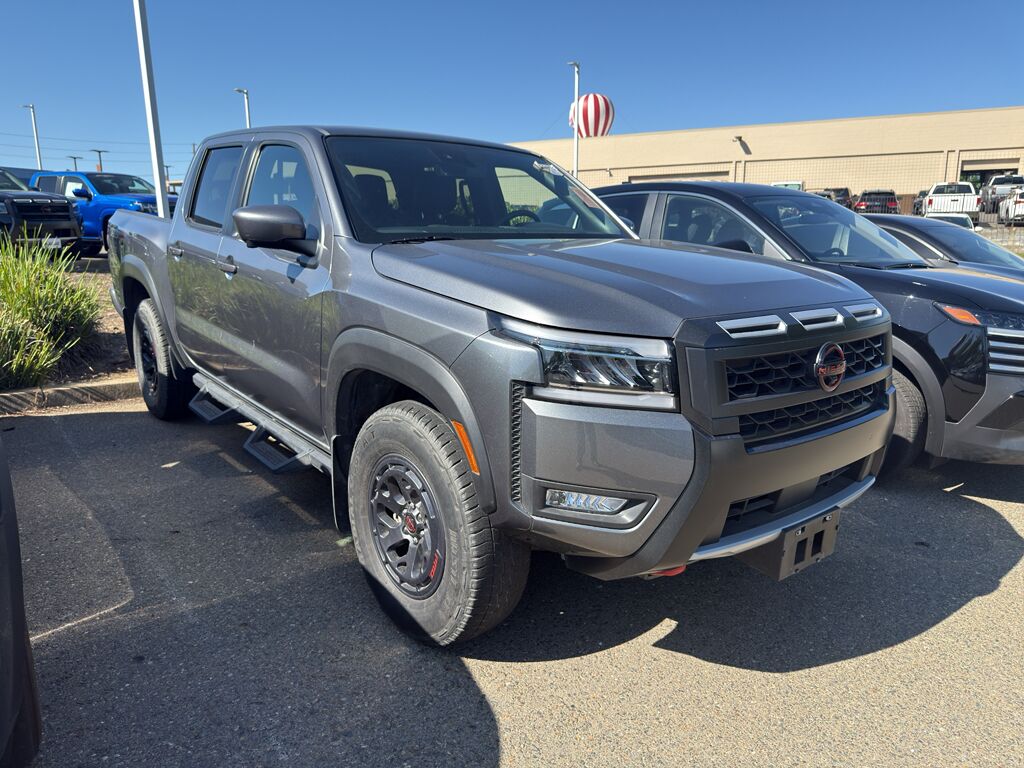 2025 Nissan Frontier PRO-4X 2025 Nissan Frontier PRO-4X