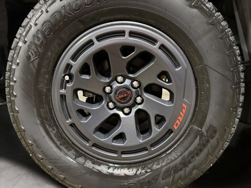 2025 Nissan Frontier PRO-4X w/Convenience Pkg San Clemente CA