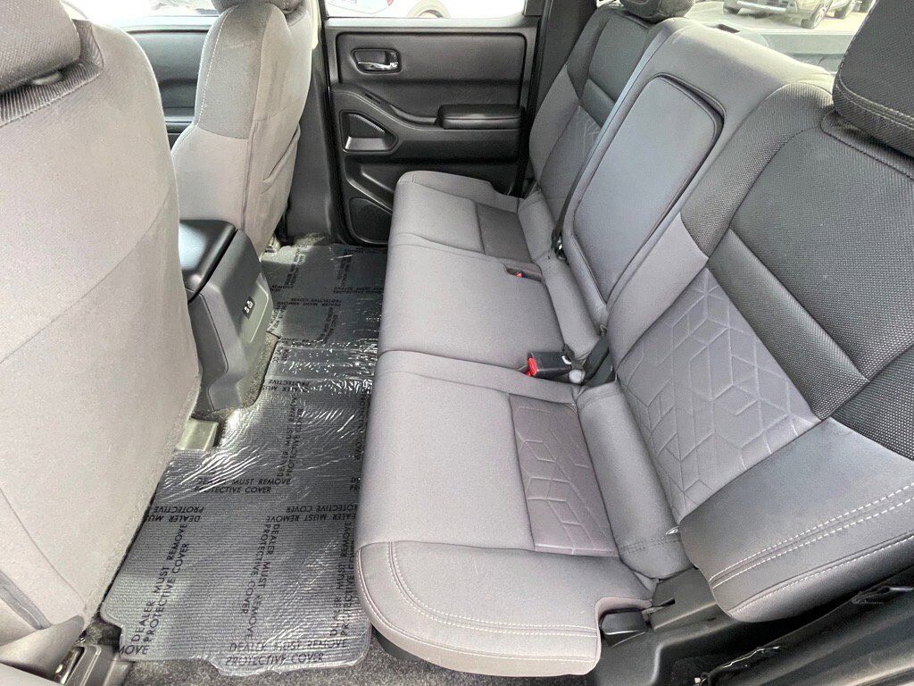 2025 Nissan Frontier SV Oak Ridge TN 2025 Nissan Frontier SV Oak Ridge TN