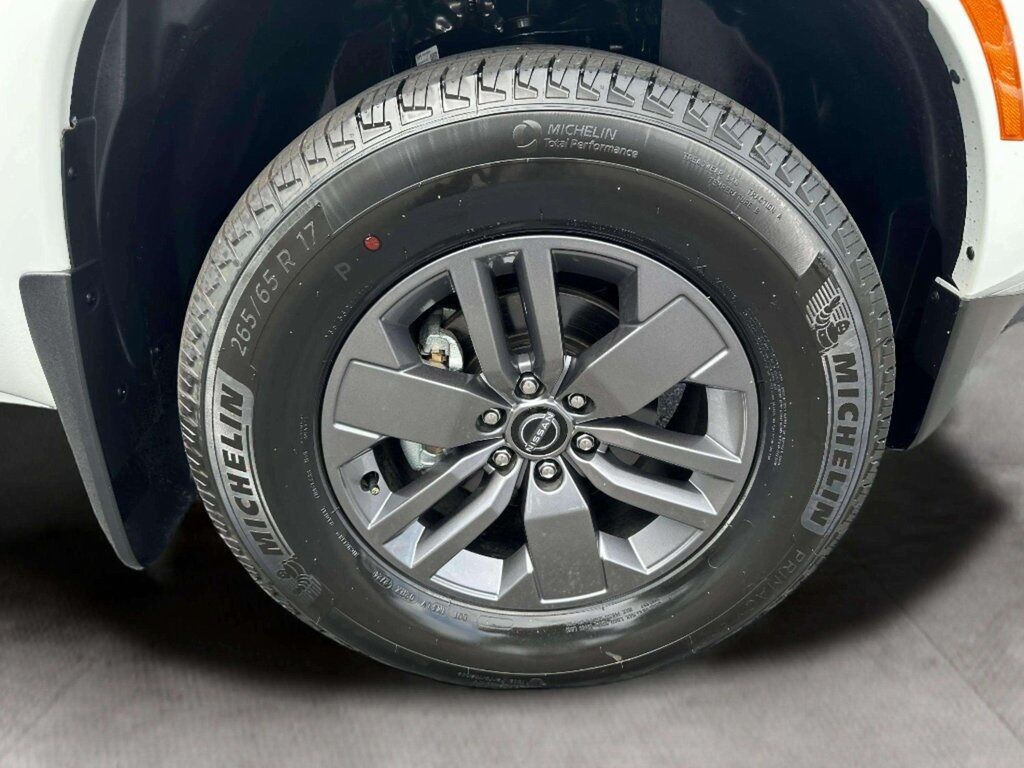 2025 Nissan Frontier SV San Clemente CA