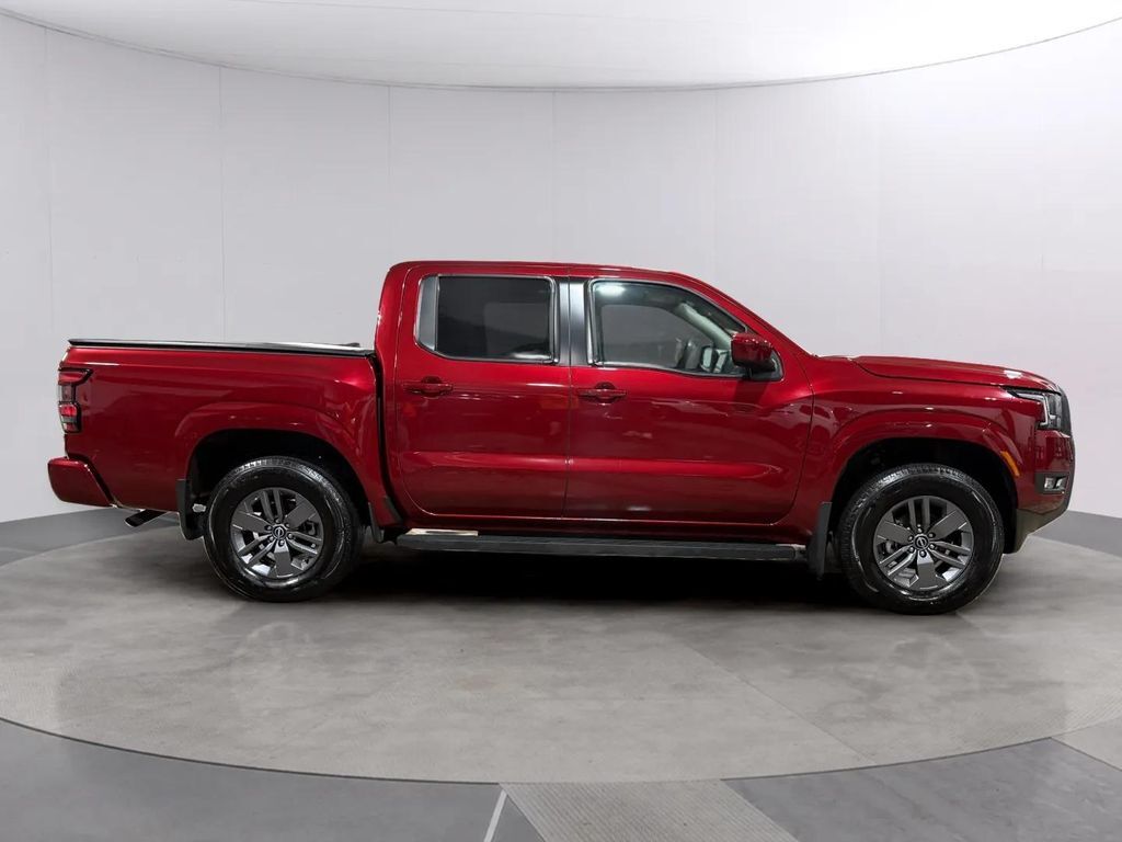 2025 Nissan Frontier SV w/Convenience Pkg