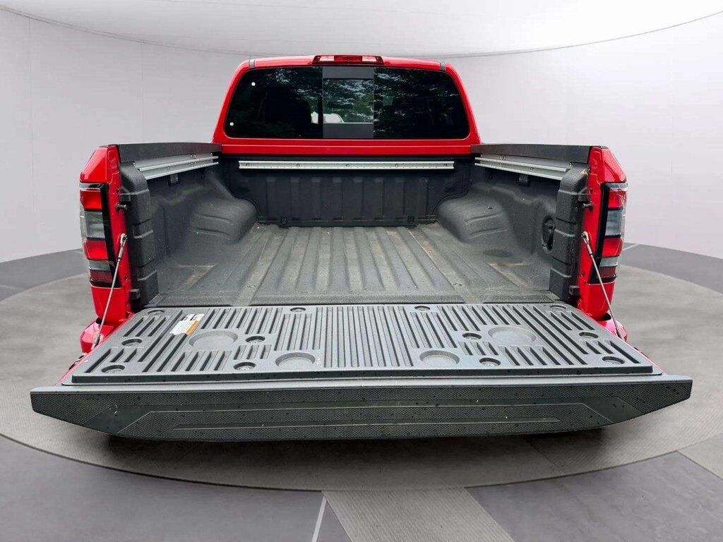 2025 Nissan Frontier SV w/Convenience &amp; Fender Audio Pkg San Clemente CA